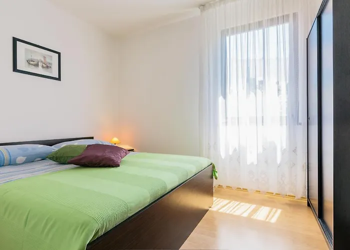 With A Parking Space Stinjan, - 15560 Apartamento Pula