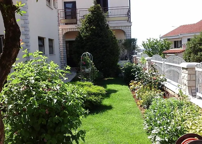 With A Parking Space Stinjan, - 15560 Appartamento Pola